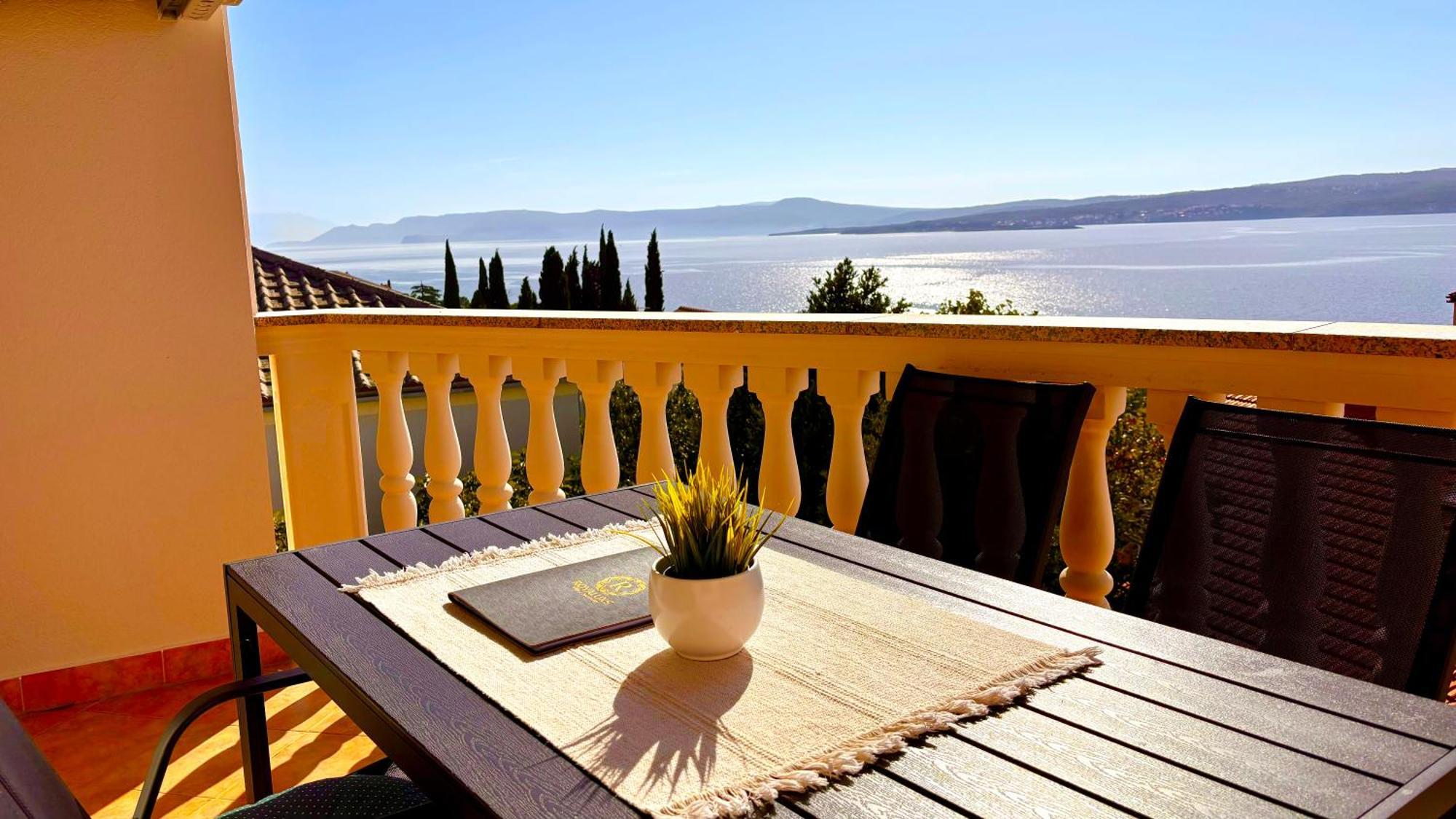 Apartments Villa Maria Crikvenica Buitenkant foto