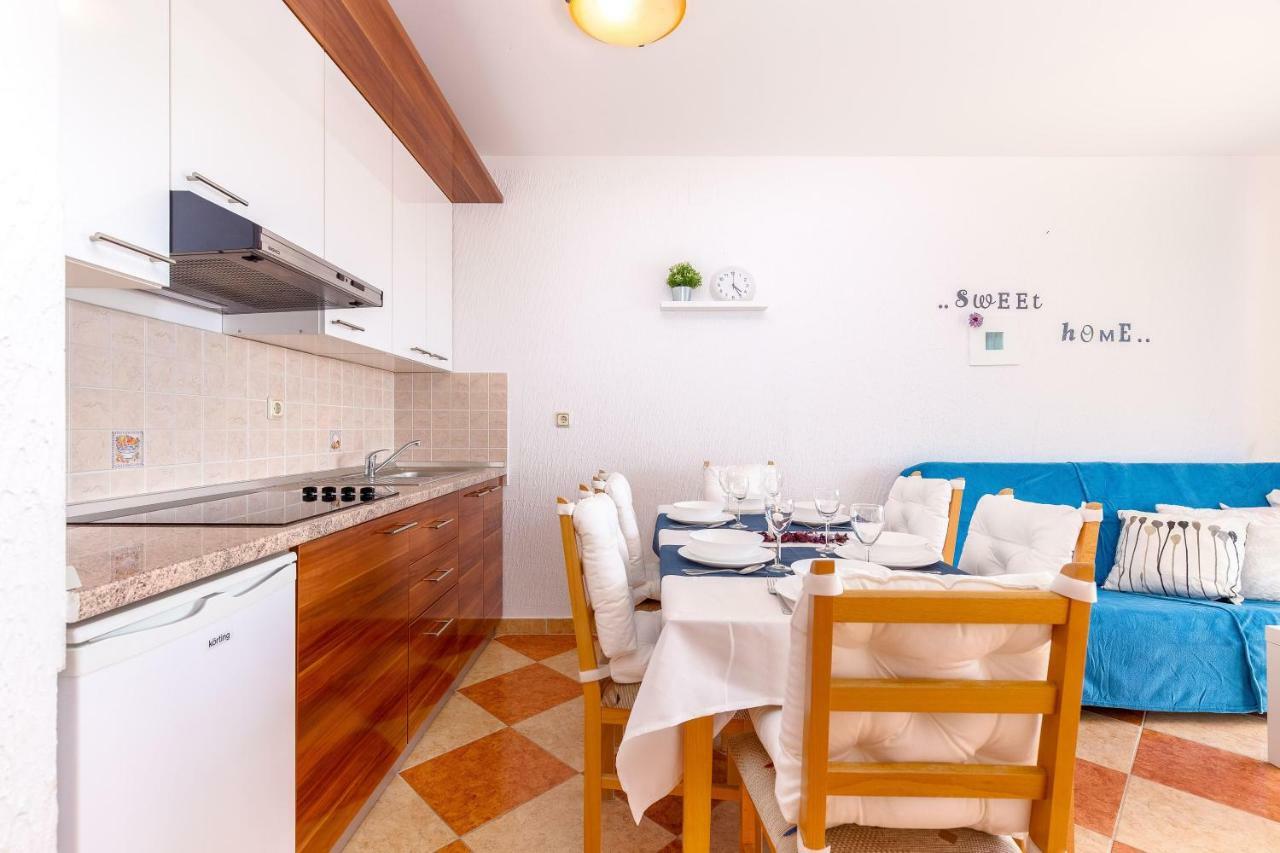 Apartments Villa Maria Crikvenica Buitenkant foto