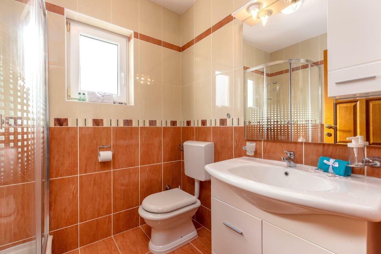 Apartments Villa Maria Crikvenica Buitenkant foto