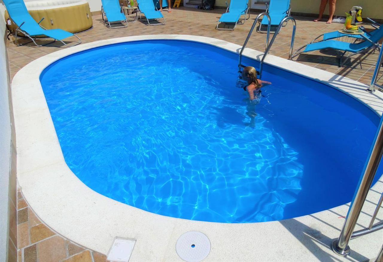 Apartments Villa Maria Crikvenica Buitenkant foto